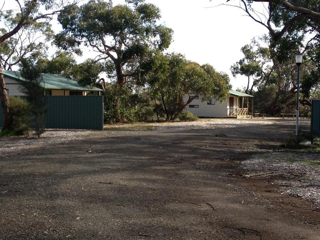 Parndana Hotel Cabins Exterior foto